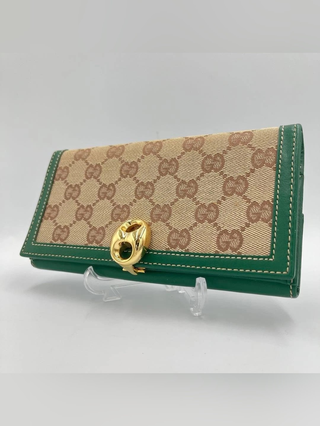 Gucci Green And Beige Gg Canvas Continental Wallet